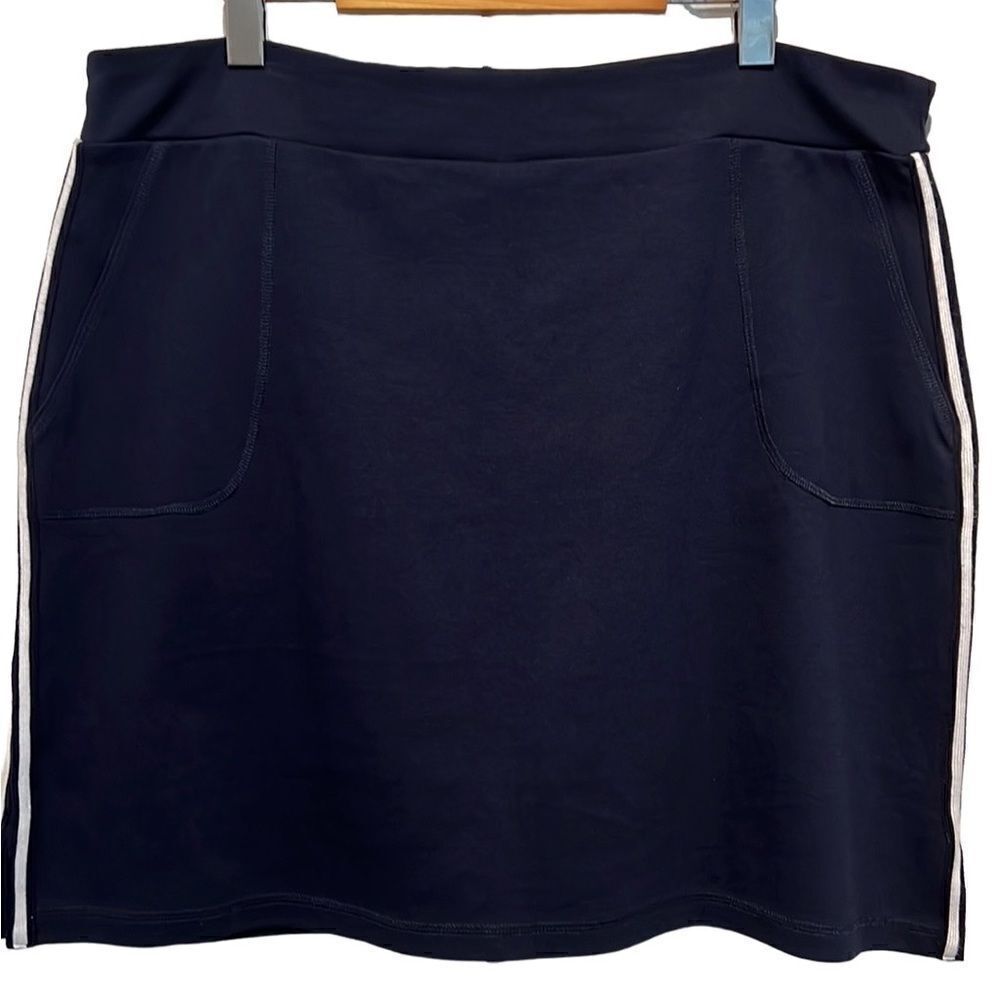 Orly Navy Cotton Skort Size L NWT‎